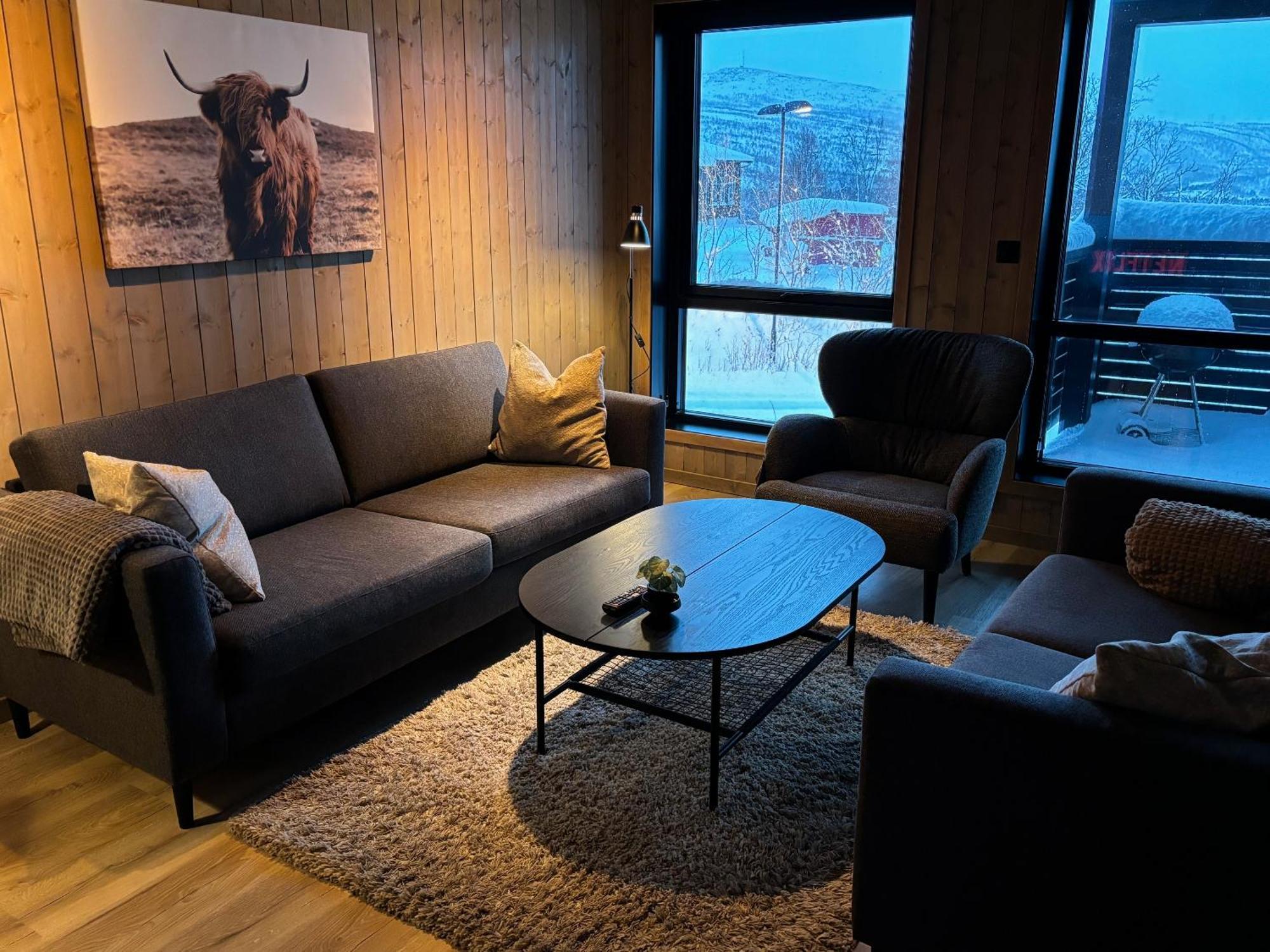 Skaidi Lodge - Modern Cabin Luxury - 6 Beds Хаммерфест Экстерьер фото